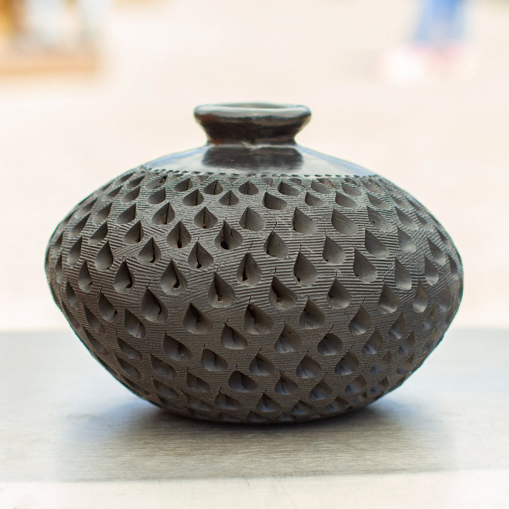 Handmade Black Clay Decorative Vase - Bartolo Black