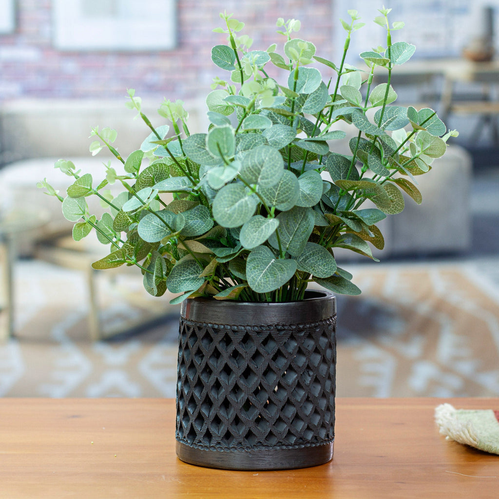 Unique Barro Negro Decorative Vase - San Bartolo Breeze